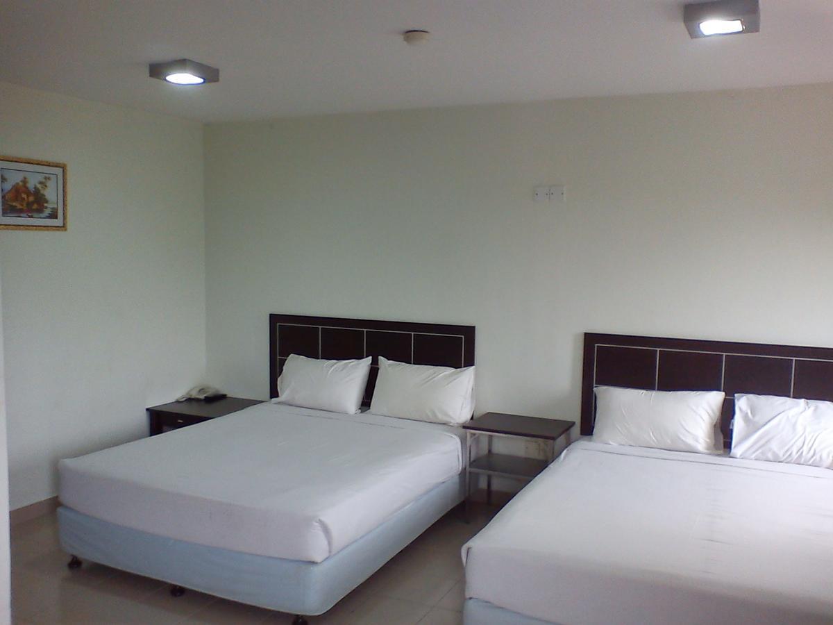 Hotel Orient Johor Bahru Exteriör bild