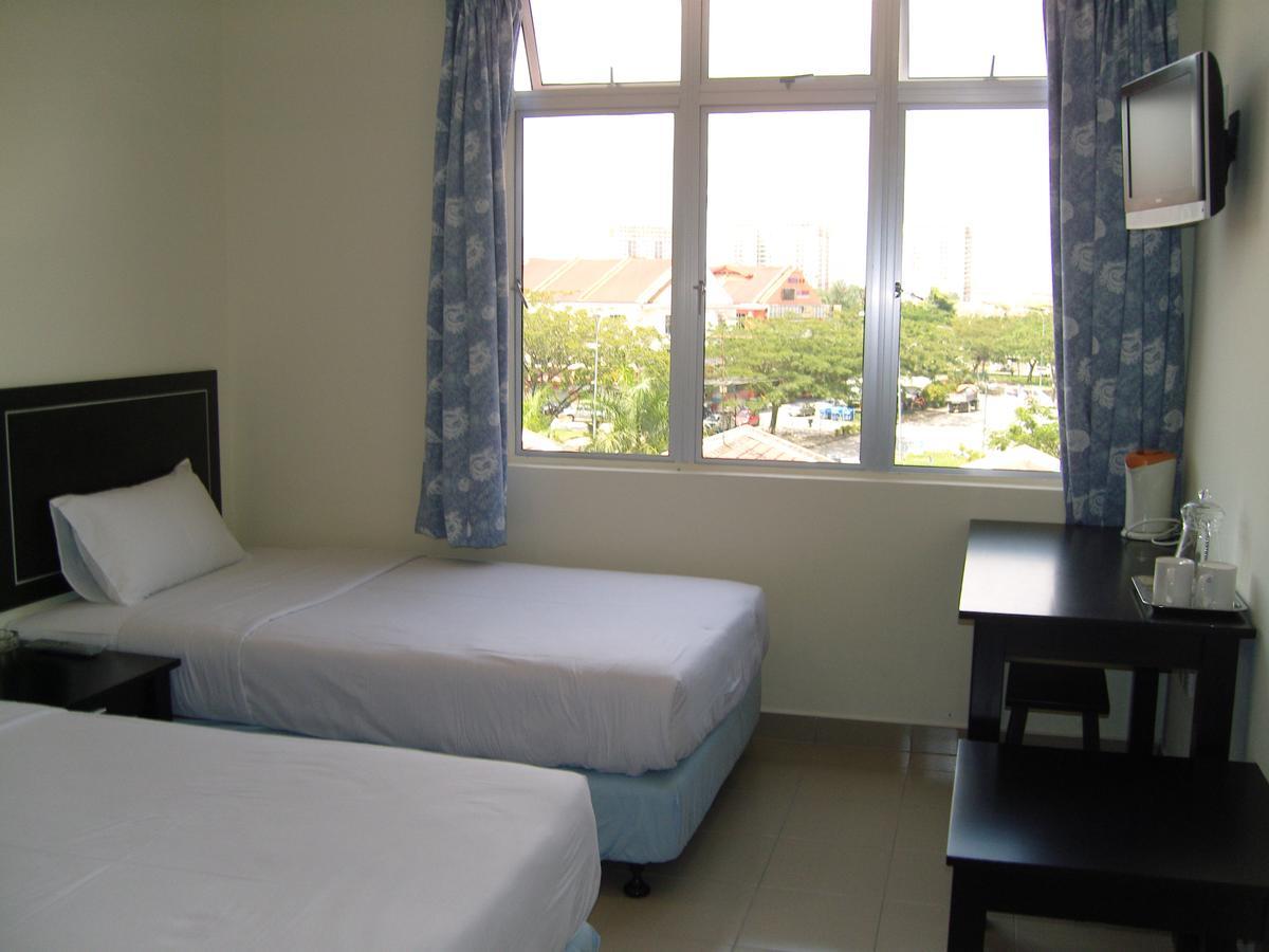 Hotel Orient Johor Bahru Exteriör bild